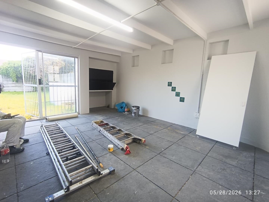 To Let 3 Bedroom Property for Rent in Tijgerhof Western Cape